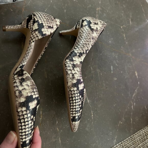 Aldo Snakeskin kitten heal pumps Size 7 - Picture 3 of 4